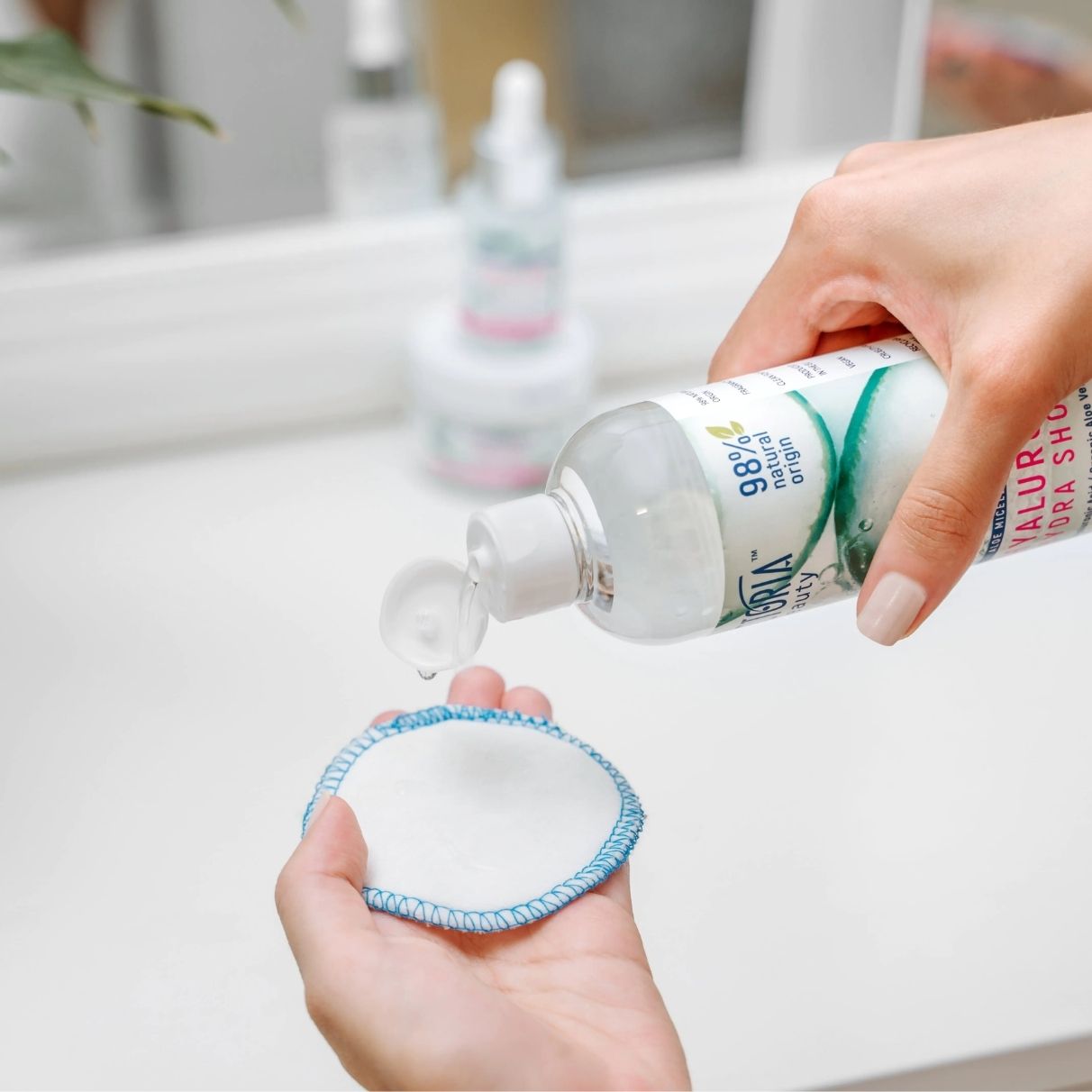 Hydra Shot Eau Micellaire Hydratante Victoria Beauty – Image 4